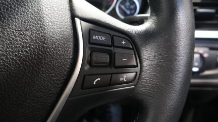 2013 BMW 320i Luxury image 349642