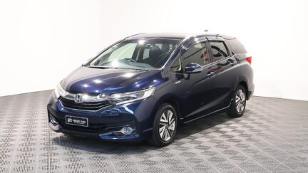 2016 Honda Shuttle Hybrid X image 348253