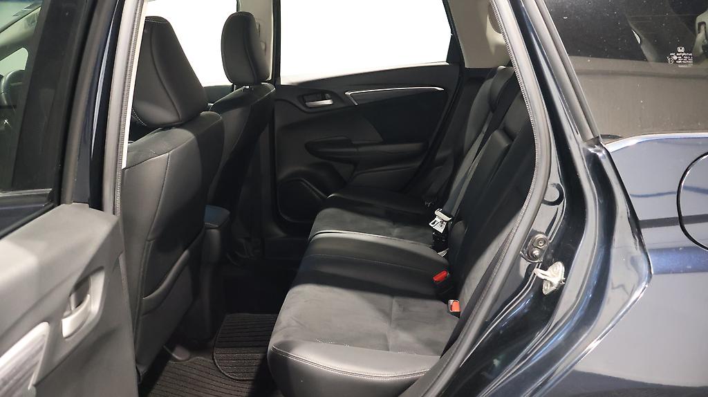 2015 Honda Shuttle Hybrid Z image 350864