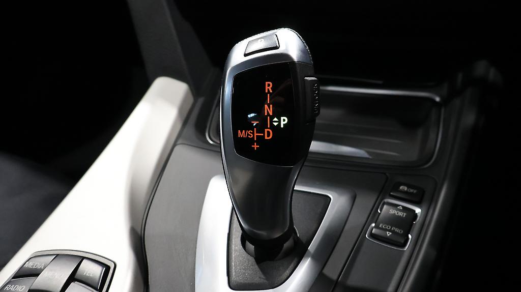2013 BMW 320i 320i SE image 346891