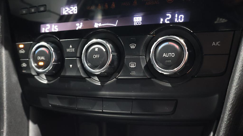 2013 Mazda Atenza 20S Wagon + Cruise Control image 346382