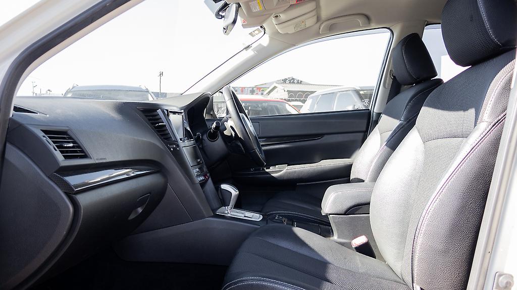 2013 Subaru Legacy Touring wagon 2.5i AWD image 350731
