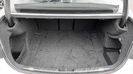 2013 BMW 320i M sports 8AT image 348684