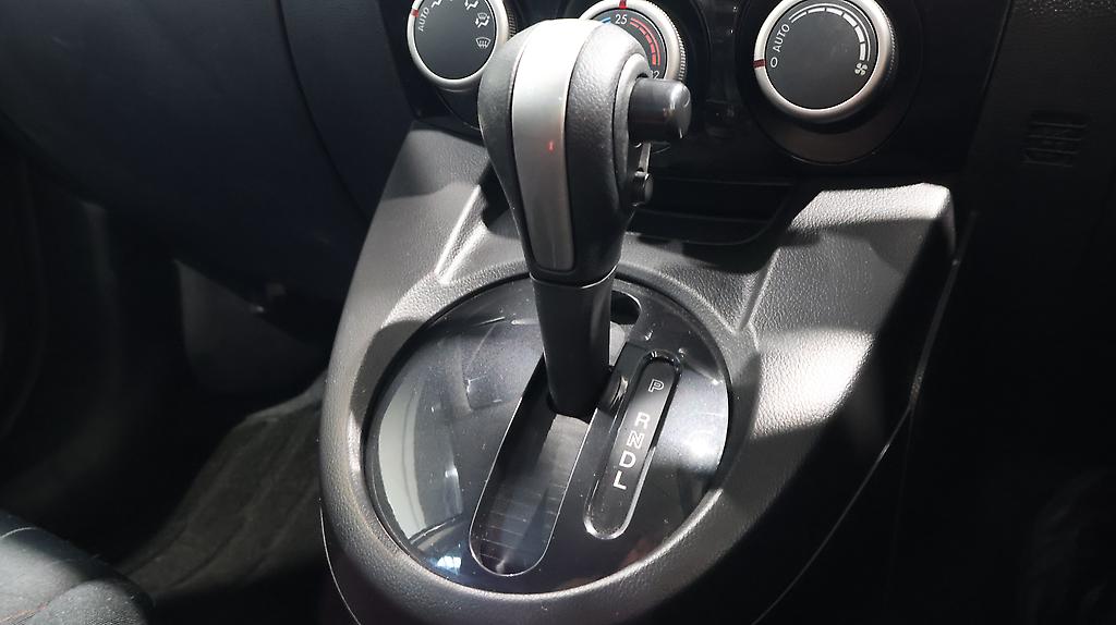 2013 Mazda Demio 13 Skyactiv image 348789