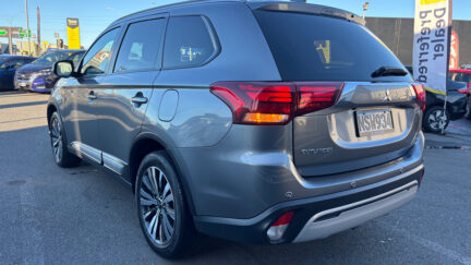 2021 Mitsubishi Outlander LS 2.4P/CVT image 349178