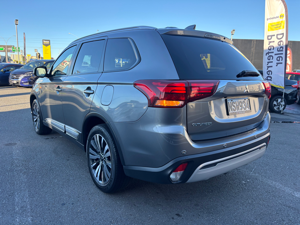 2021 Mitsubishi Outlander LS 2.4P/CVT image 349178