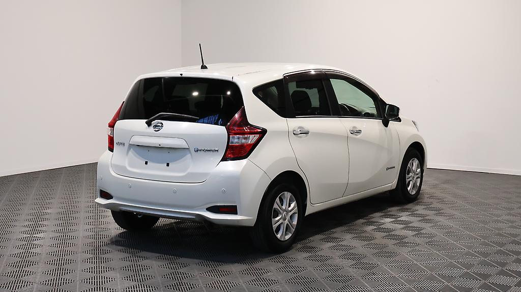 2017 Nissan Note e-Power X image 349032
