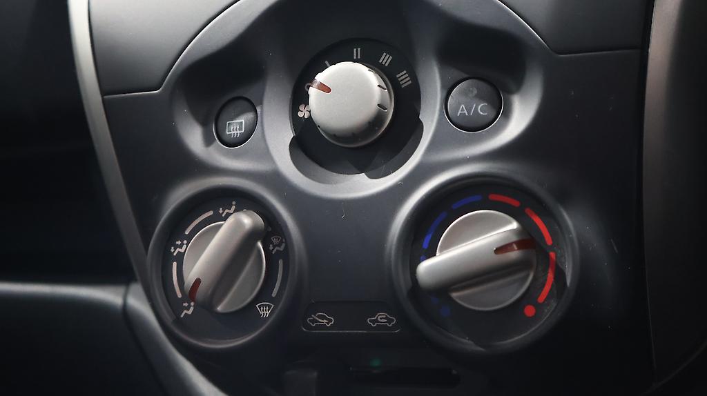 2015 Nissan March X V Selection, Low kms image 351012