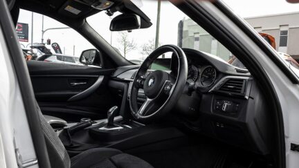 2014 BMW 320i 8AT 320i M sport Push start image 348371