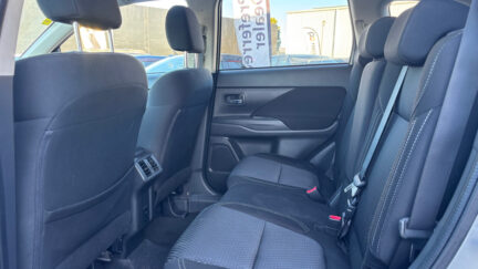 2021 Mitsubishi Outlander LS 2.4P/CVT image 349183