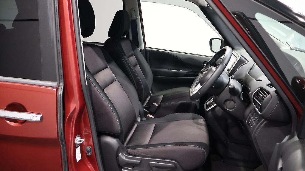 2016 Nissan Serena Hybrid Highway Star Pro-Pilot Edition image 352219