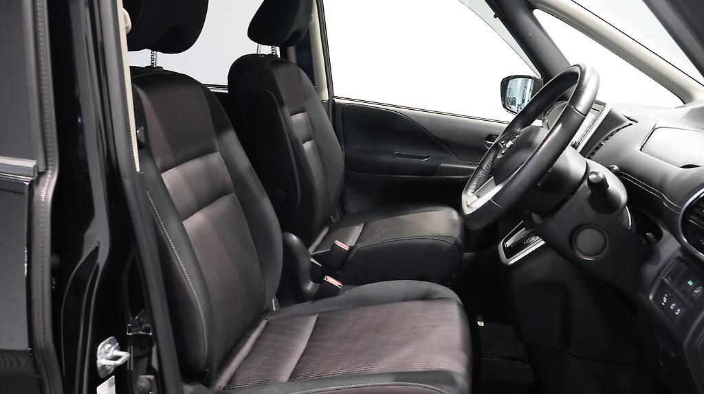 2017 Nissan Serena Hybrid Highway Star V-Selection image 348497