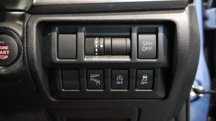 2017 Subaru XV 2.0i-L Eyesight Black Leather AWD image 346341