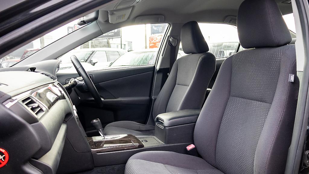 2012 Toyota Camry Hybrid F Push start image 347610