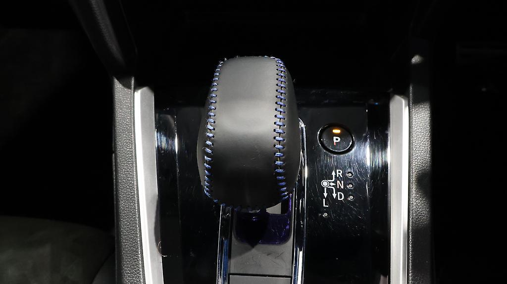 2016 Honda Shuttle Hybrid X image 348267