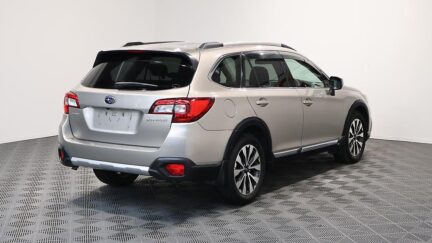 2015 Subaru Outback Limited AWD image 350509