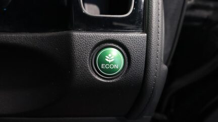 2015 Honda Shuttle Hybrid Navi Limited image 351702