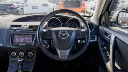 2013 Mazda Axela Sports 20S-Skyactiv Sports Edition image 350810