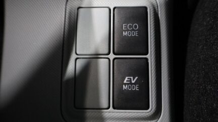 2013 Toyota Aqua S Model Push Start image 349621