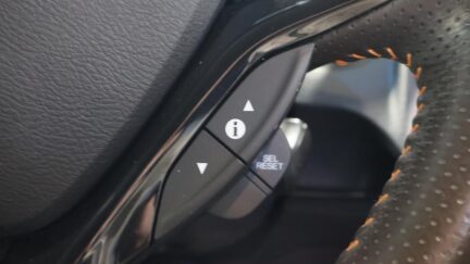 2013 Honda Fit Shuttle Hybrid Smart Selection image 349690