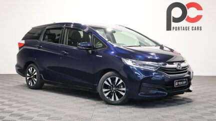 2016 Honda Shuttle Hybrid X image 350350