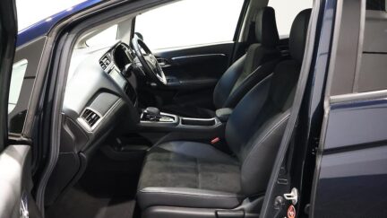 2016 Honda Shuttle Hybrid X image 348258