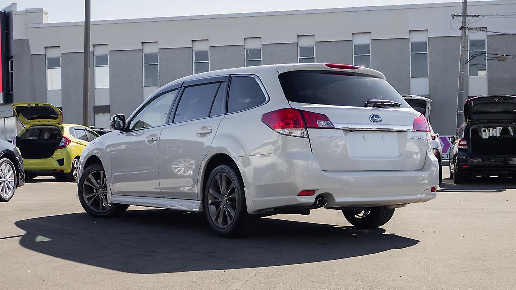 2013 Subaru Legacy Touring wagon 2.5i AWD image 350719