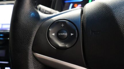 2016 Honda Shuttle Hybrid X image 350369