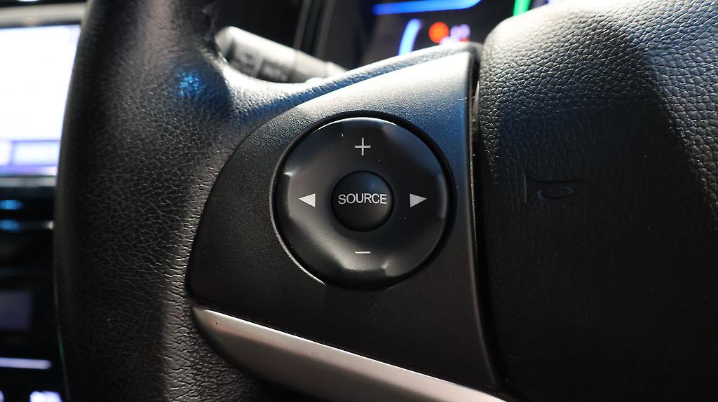 2016 Honda Shuttle Hybrid X image 350369