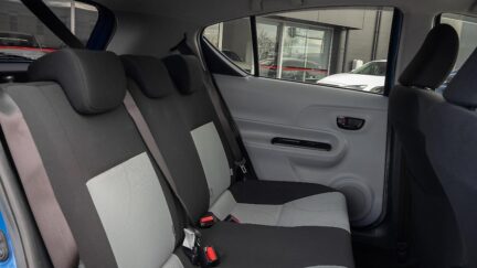 2013 Toyota Aqua G spec  Heated seats, Push start image 348327