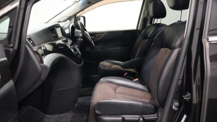 2012 Nissan Elgrand Highway Star Urban Chrome image 348016