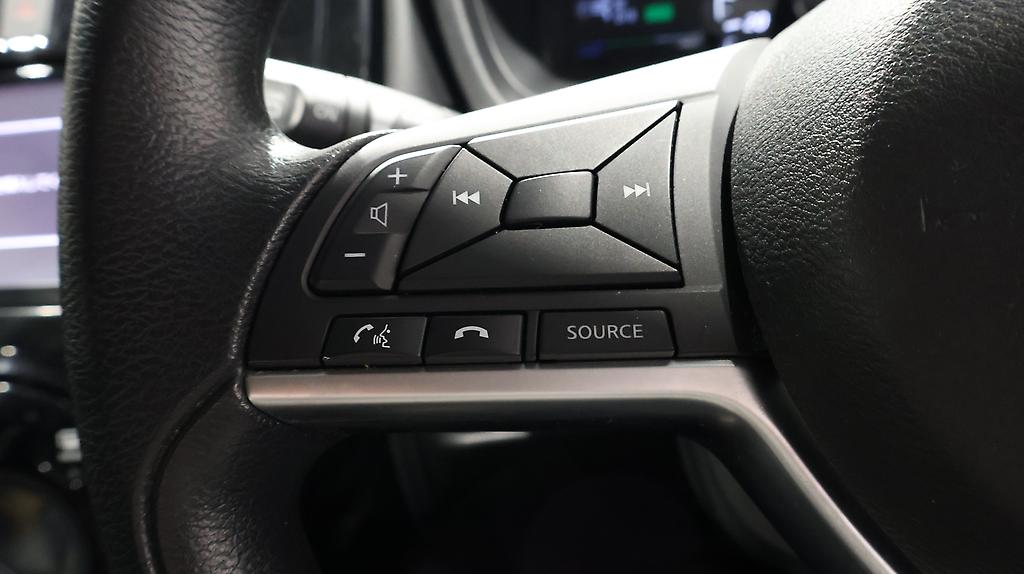 2017 Nissan Note e-Power X image 349046