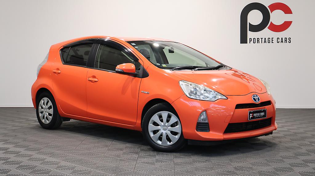 2012 Toyota Aqua G Model, Push Start, Heated Seats, Reverse Camera image 349538