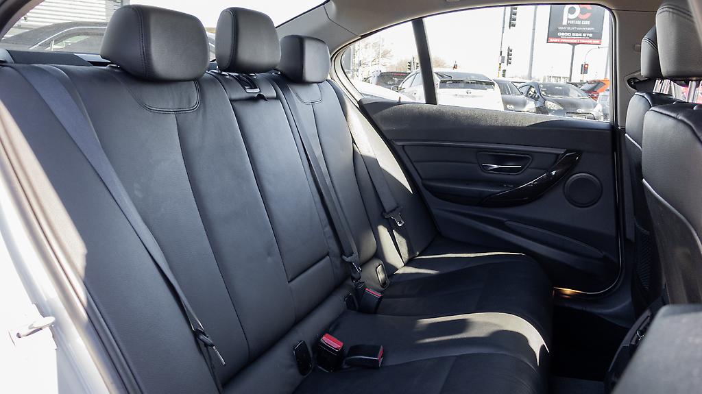 2014 BMW 320i 320i 8AT , Leather pkg Low Kms image 350742