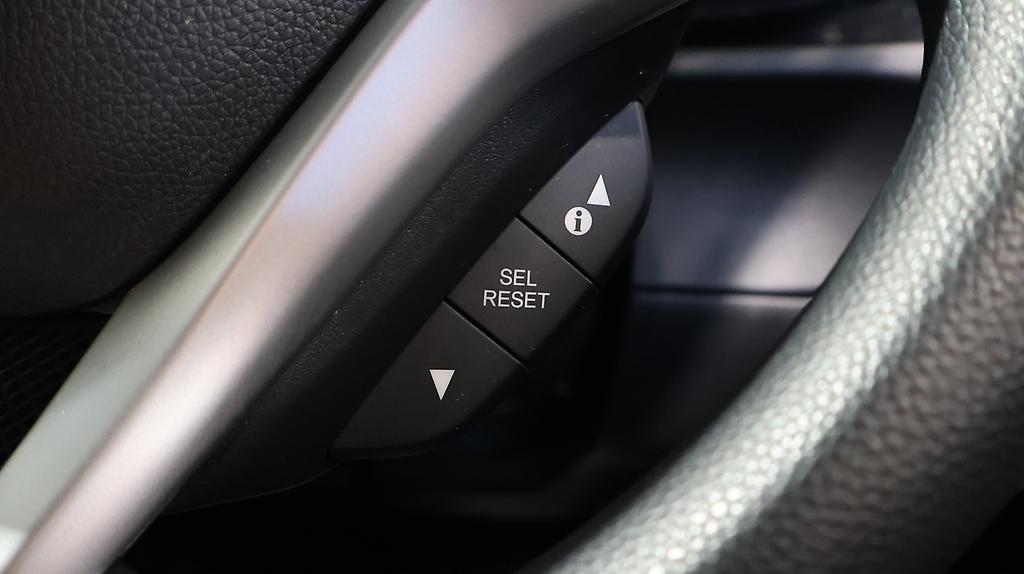 2015 Honda Shuttle Hybrid Navi Limited image 351704