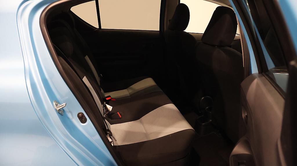 2013 Toyota Aqua S Model, Push Start, Reverse Camera image 349713