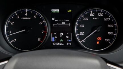 2015 Mitsubishi Outlander 4WD Push start, 7 Seater image 348428