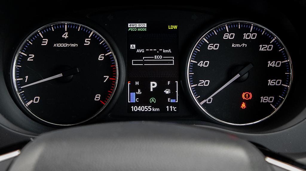 2015 Mitsubishi Outlander 4WD Push start, 7 Seater image 348428