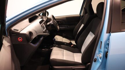 2013 Toyota Aqua S Model, Push Start, Reverse Camera image 349709