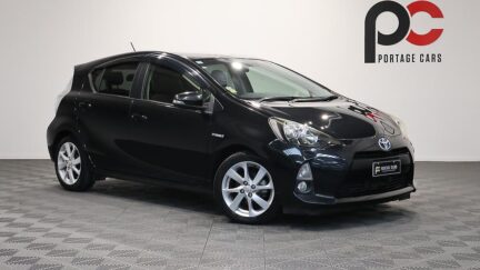 2013 Toyota Aqua S Model, Push Start, Reverse Camera image 348574