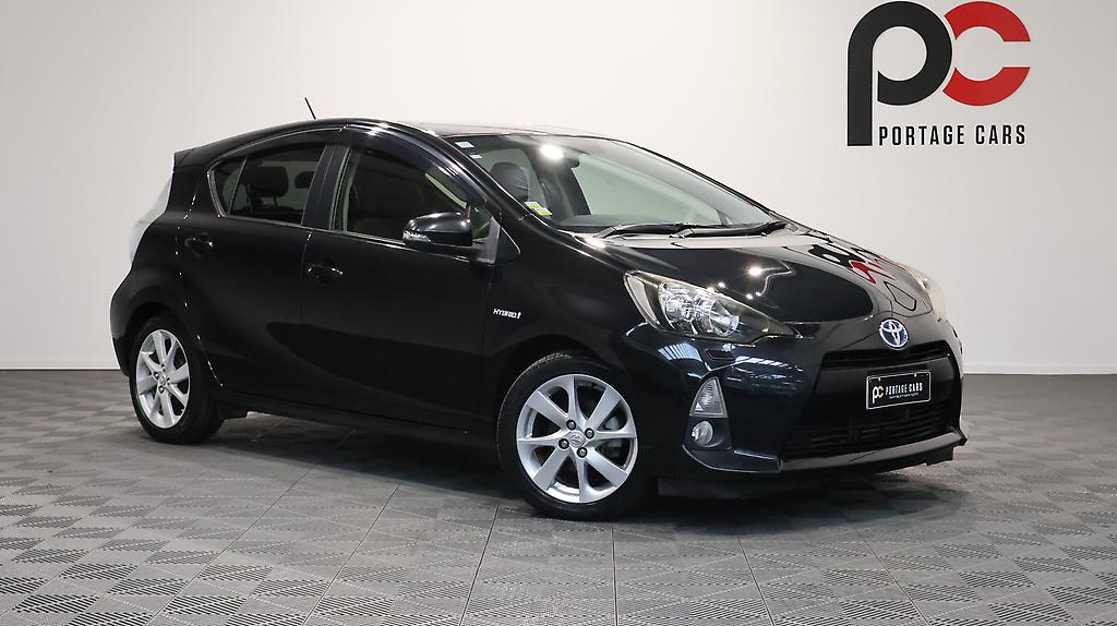 2013 Toyota Aqua S Model, Push Start, Reverse Camera image 348573