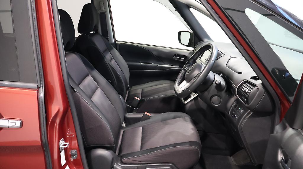 2017 Nissan Serena Highway Star V-Selection image 348990