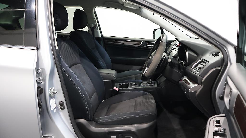 2015 Subaru Legacy B4 AWD New Shape image 351445