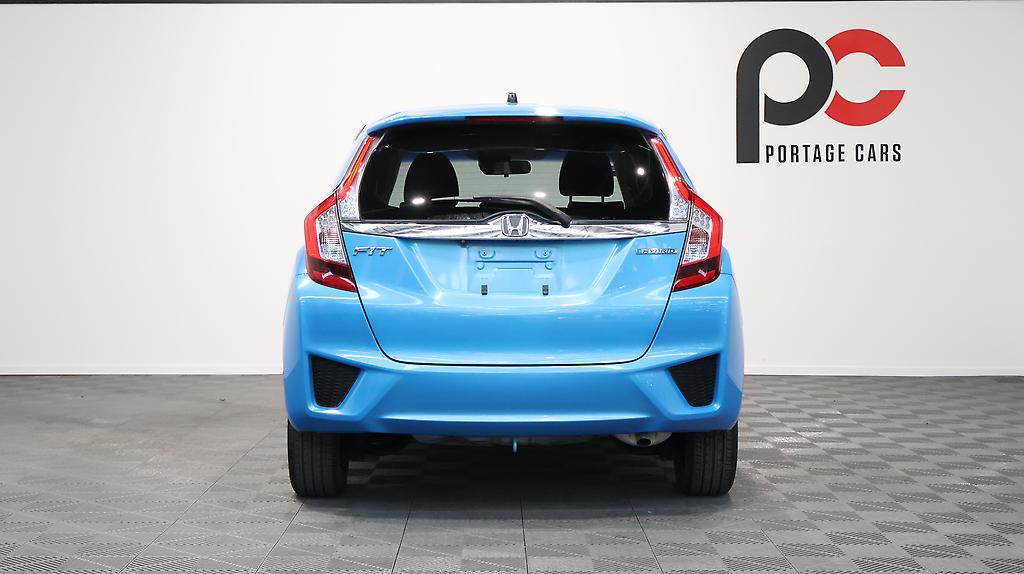 2014 Honda Fit Hybrid F Package image 352235