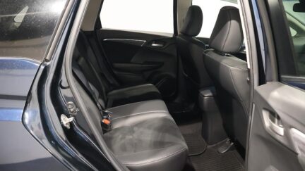 2015 Honda Shuttle Hybrid Z image 350865