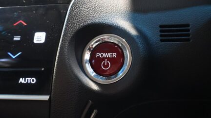 2015 Honda Shuttle Hybrid Z 4WD image 350972