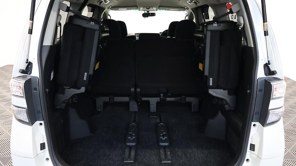 2012 Toyota Vellfire 2.4Z, 8 Seater, Reverse Camera image 349454