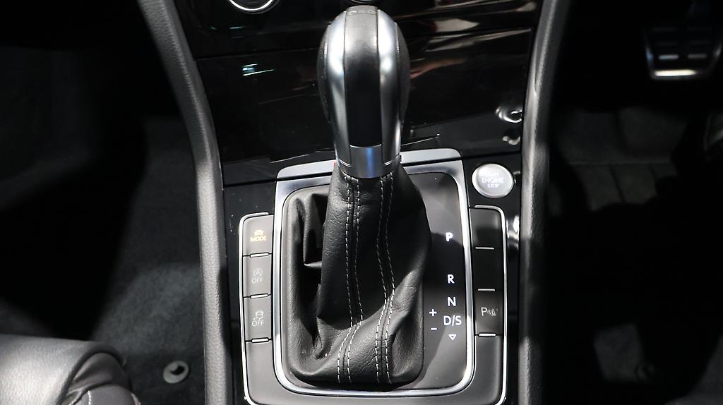 2016 Volkswagen Golf R AWD image 347537