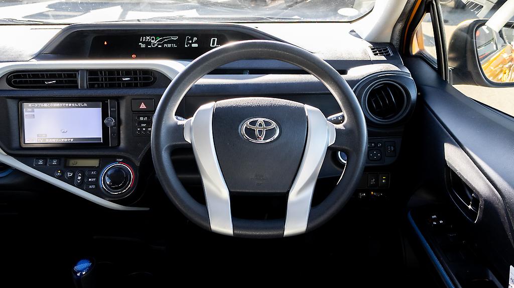 2014 Toyota Aqua Hybrid G spec image 349263
