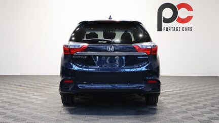 2015 Honda Shuttle Hybrid Z image 350861